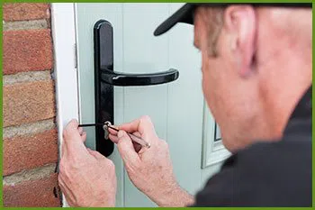 Neighborhood Locksmith Services San Antonio, TX 210-740-0043 - 2-local-locksmith